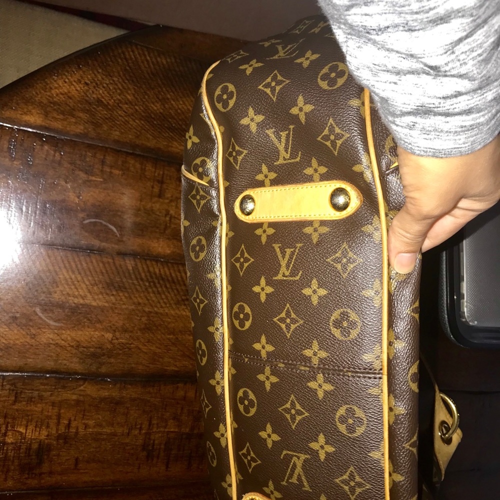 Louis Vuitton Galliera GM- discontinued bag - Picture 8 of 13
